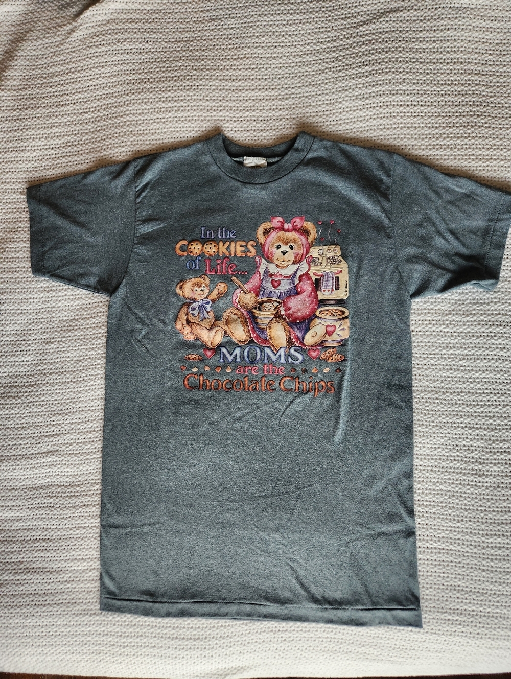 🍪 Vintage Single Stitch - Moms are the Chocolate Chips T-Shirt - Size M